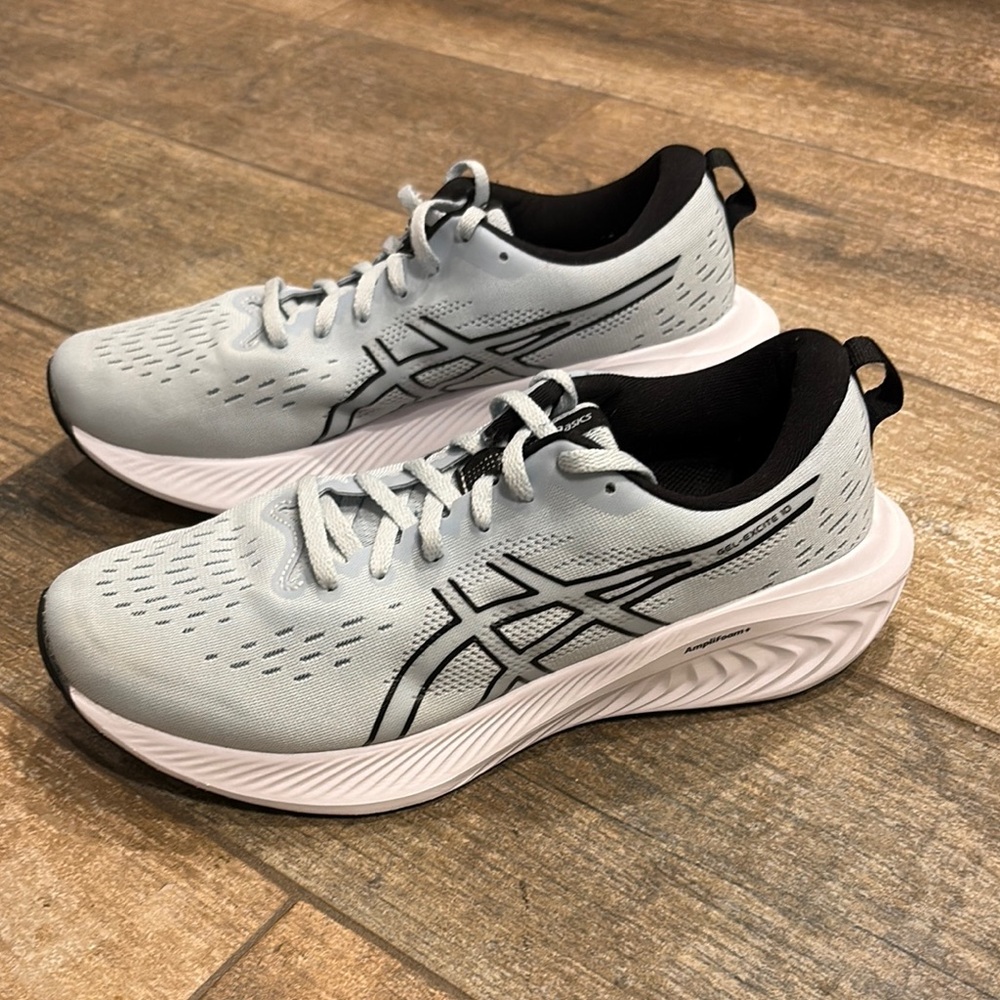 Men's ASICS Ice Blue Running Shoes - Picture 4 of 11